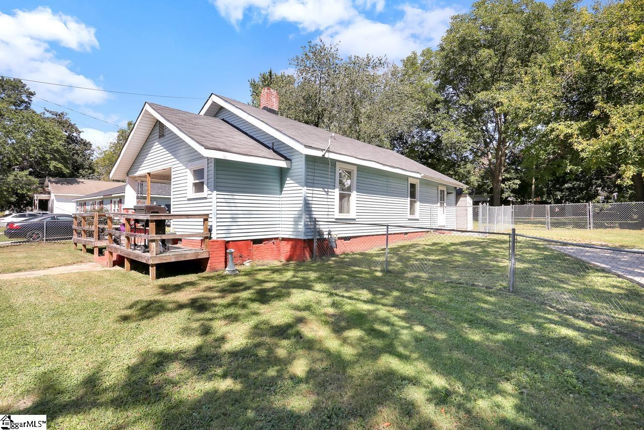 206 Hubert Street Greer, SC 29650 - Photo 21 of 33