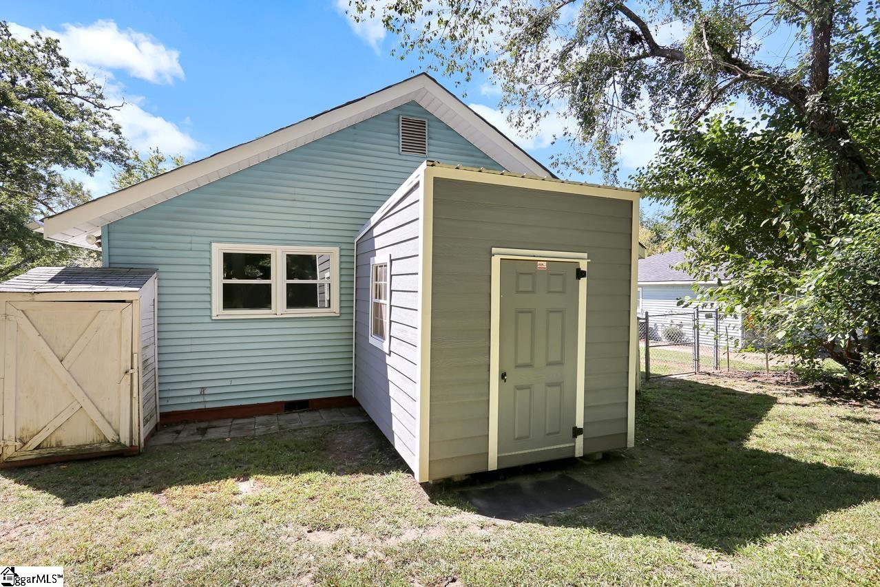 206 Hubert Street Greer, SC 29650 - Photo 27 of 33