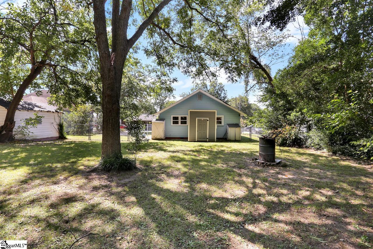 206 Hubert Street Greer, SC 29650 - Photo 30 of 33