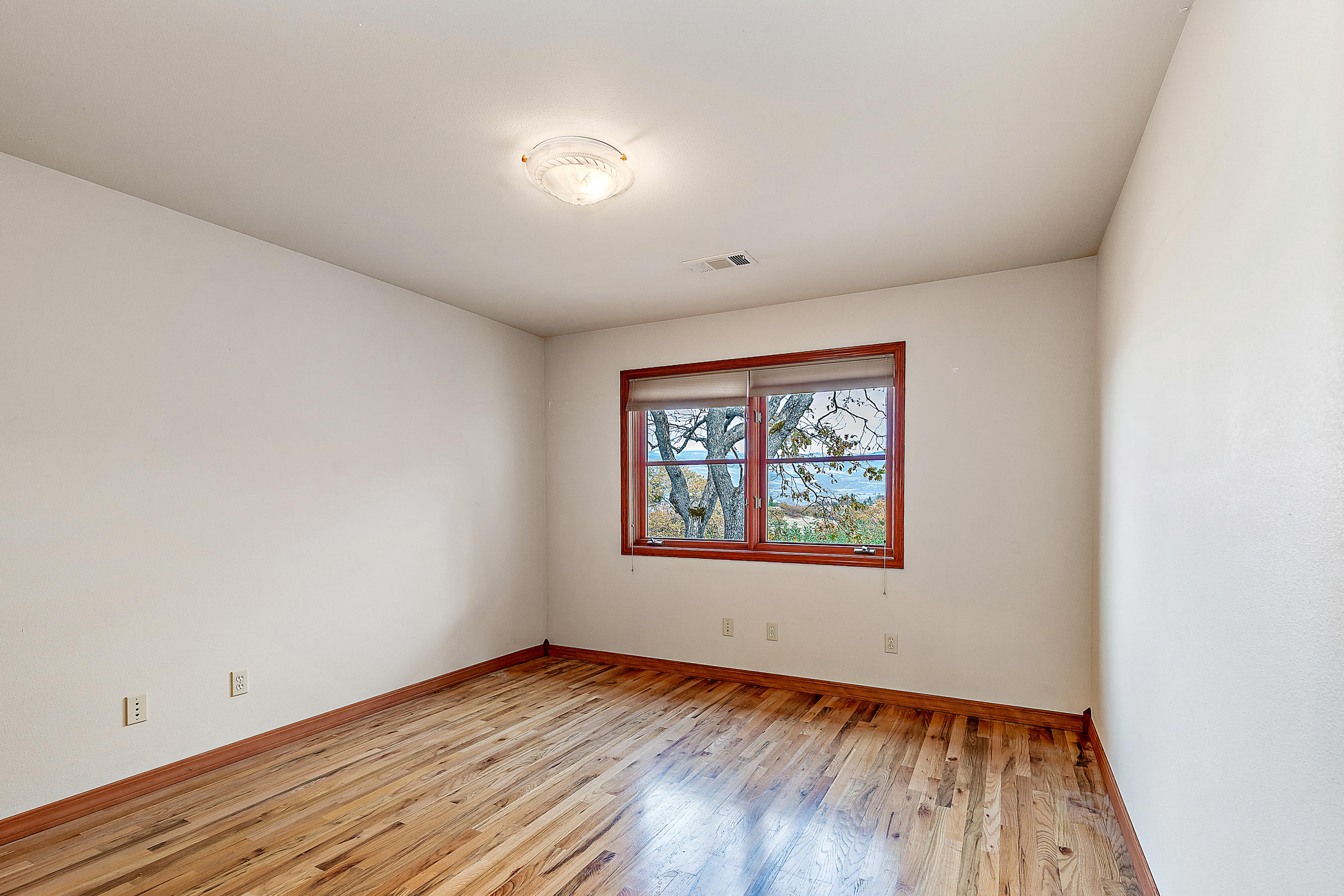 2543 Pioneer Road Talent, OR 97540 - Photo 23 of 45 57_PR_57