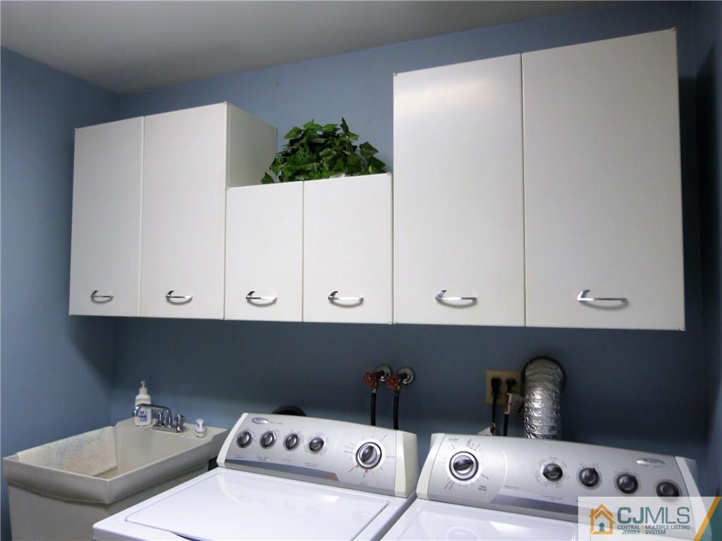 7 Amherst Street Edison, NJ 08820 - Photo 7 of 15 Gallery Image 7