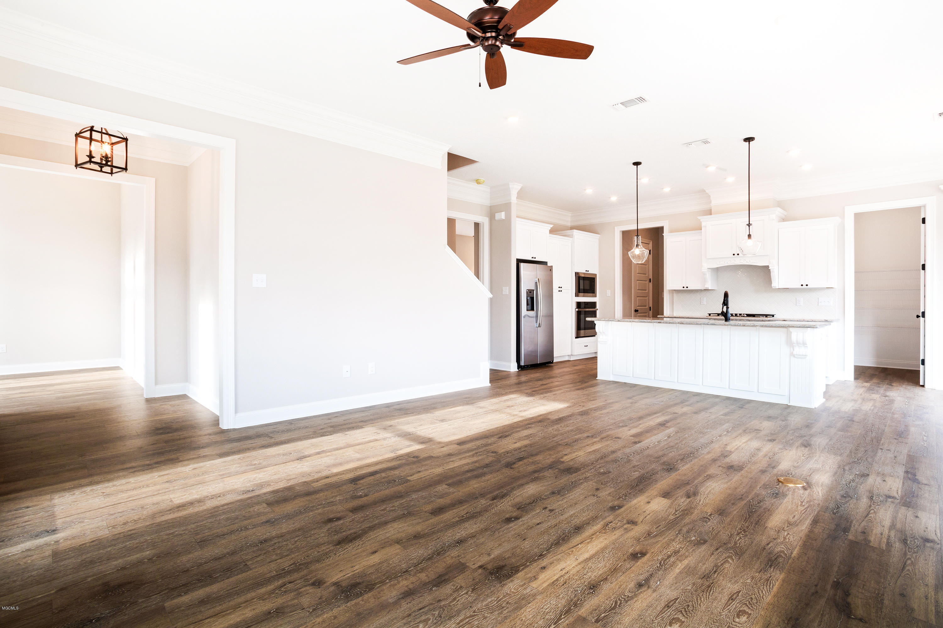 1213 Alphabet Road Gulfport, MS 39503 - Photo 5 of 29 008