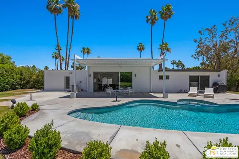 $1,095,000 | 541 North Cantera Circle, Palm Springs, CA 92262
