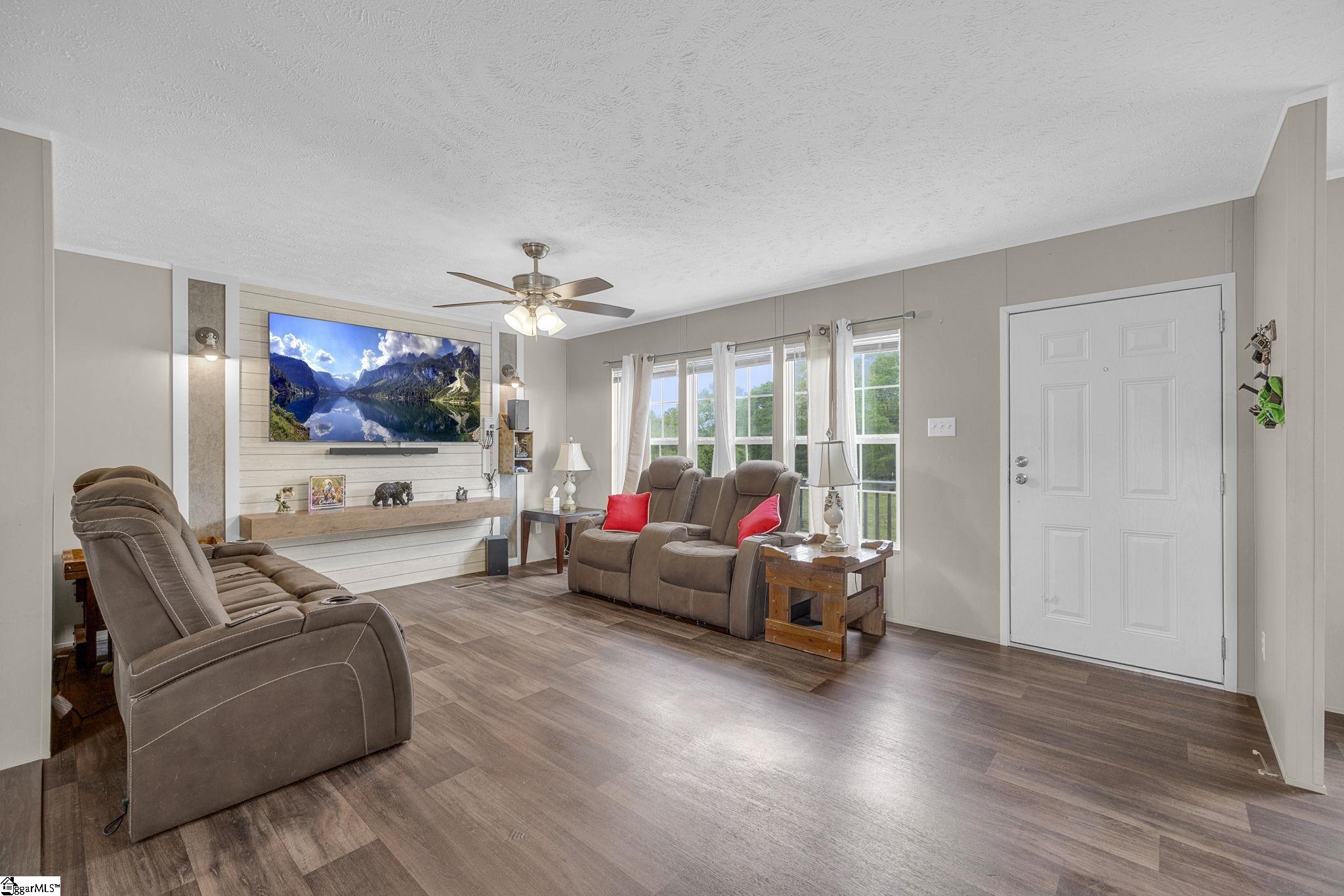 25 Rough Drive Gray Court, SC 29645 - Photo 7 of 42