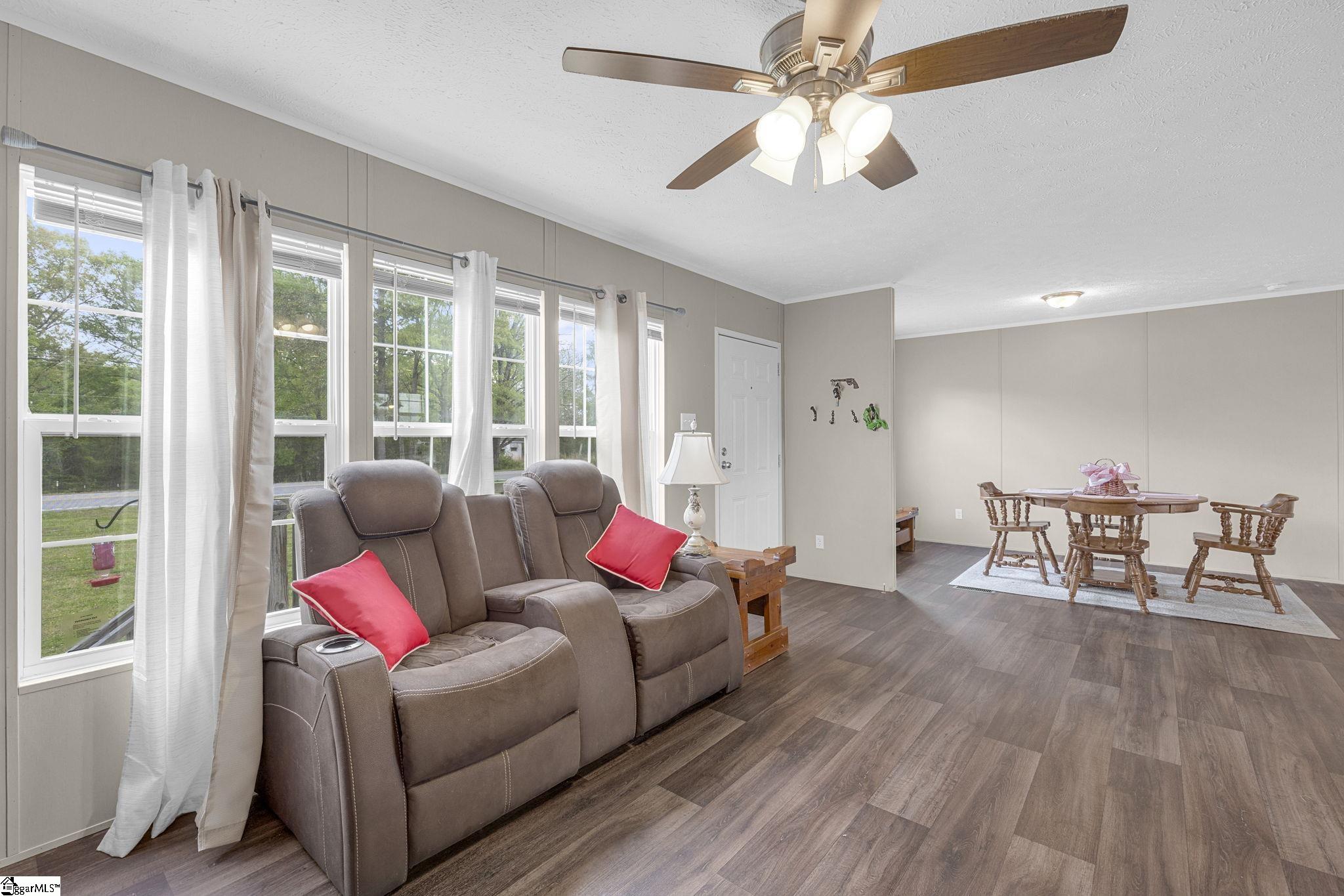 25 Rough Drive Gray Court, SC 29645 - Photo 8 of 42