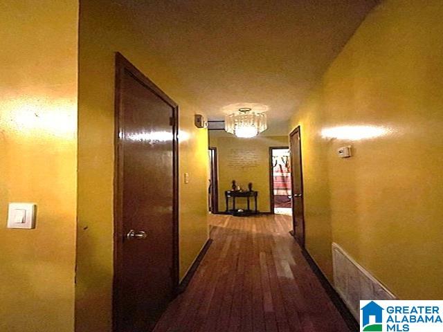 905 24th Street Southwest Birmingham, AL 35211 - Photo 10 of 23