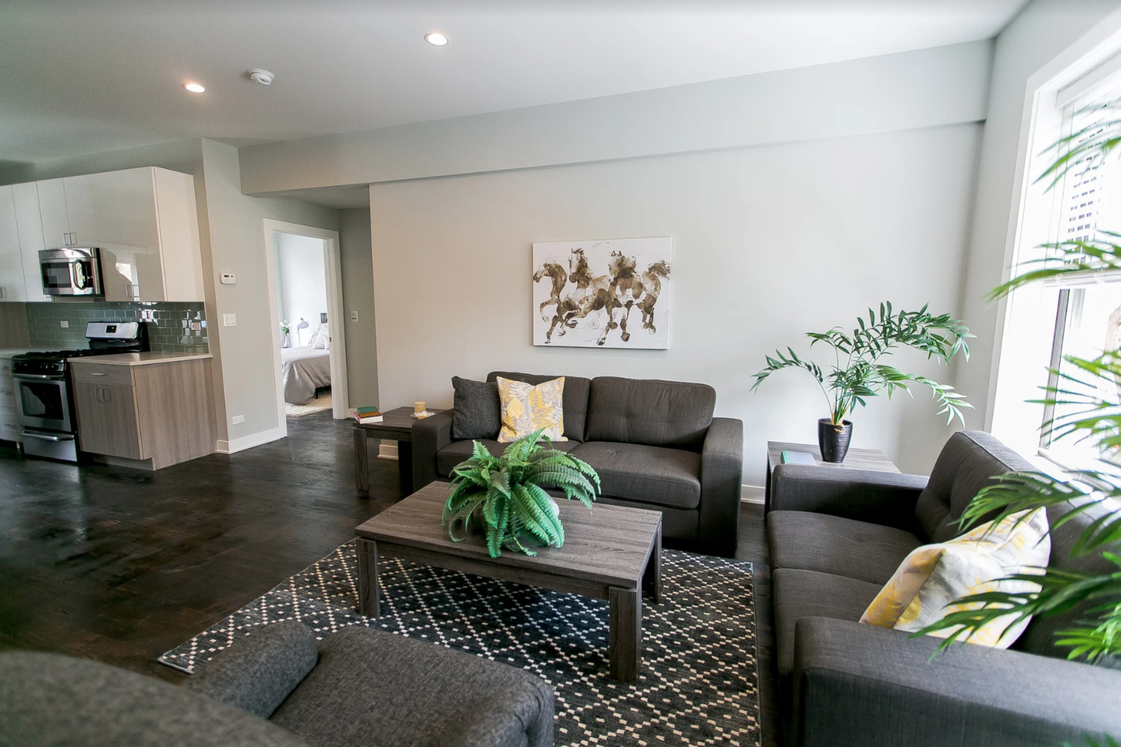 3550 North Racine Avenue, Unit 1 Chicago, IL 60613 - Photo 5 of 15