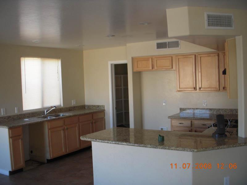 7604 West Ocotillo Road Glendale, AZ 85303 - Photo 2 of 9 kitchen