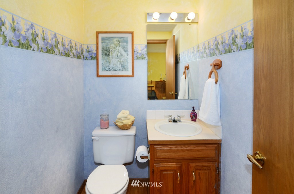 13607 Fagerud Road Southeast Olalla, WA 98359 - Photo 11 of 25 Gallery Image 11