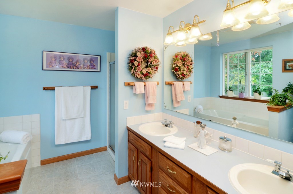13607 Fagerud Road Southeast Olalla, WA 98359 - Photo 17 of 25 Gallery Image 17