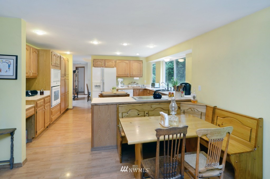 13607 Fagerud Road Southeast Olalla, WA 98359 - Photo 9 of 25 Gallery Image 9