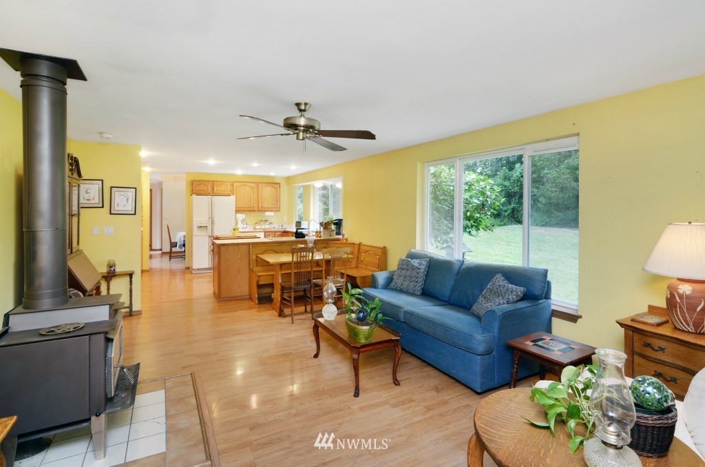 13607 Fagerud Road Southeast Olalla, WA 98359 - Photo 10 of 25 Gallery Image 10