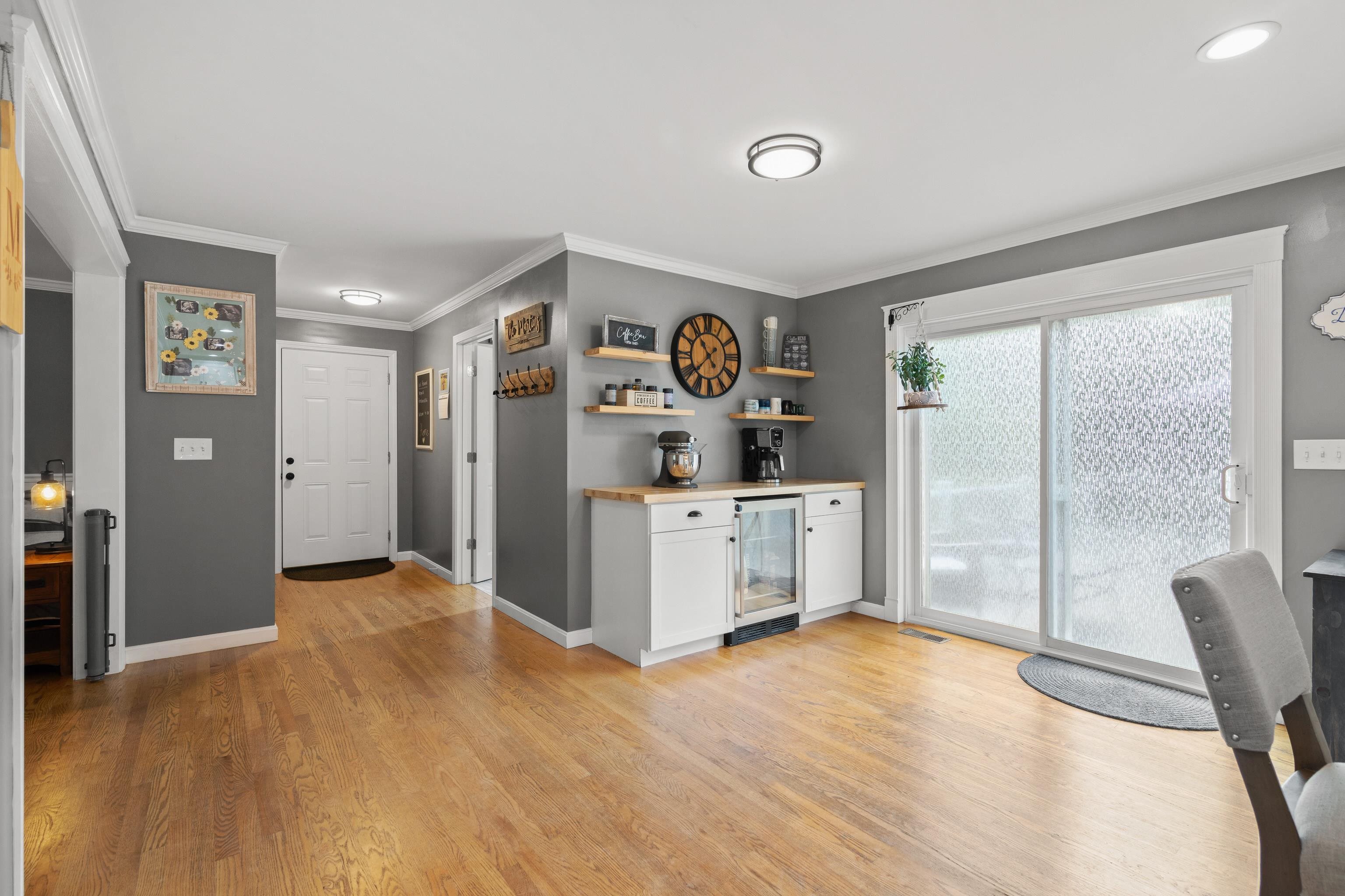 142 Mountain Road Epsom, NH 03234 - Photo 11 of 40 Gallery Image 11