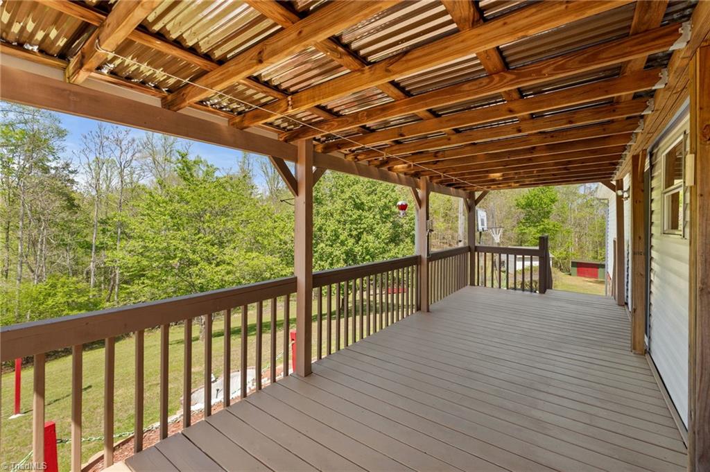 1747 Lynchburg Road Westfield, NC 27053 - Photo 31 of 49