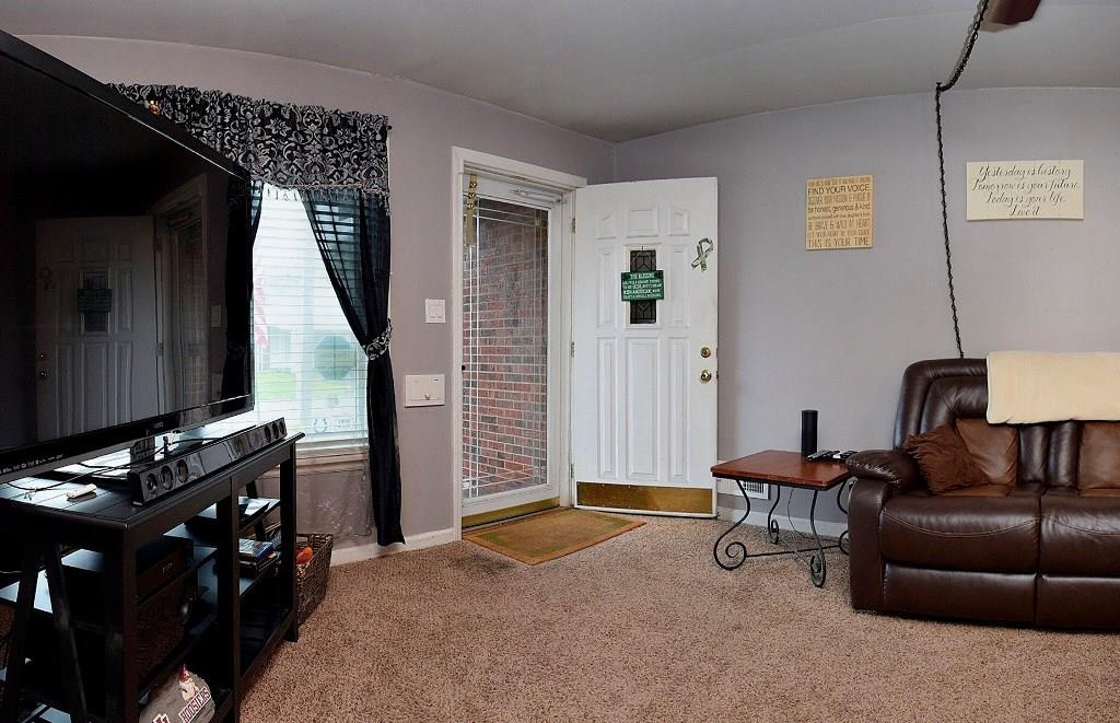 2839 Brill Road Indianapolis, IN 46225 - Photo 3 of 24 Gallery Image 3