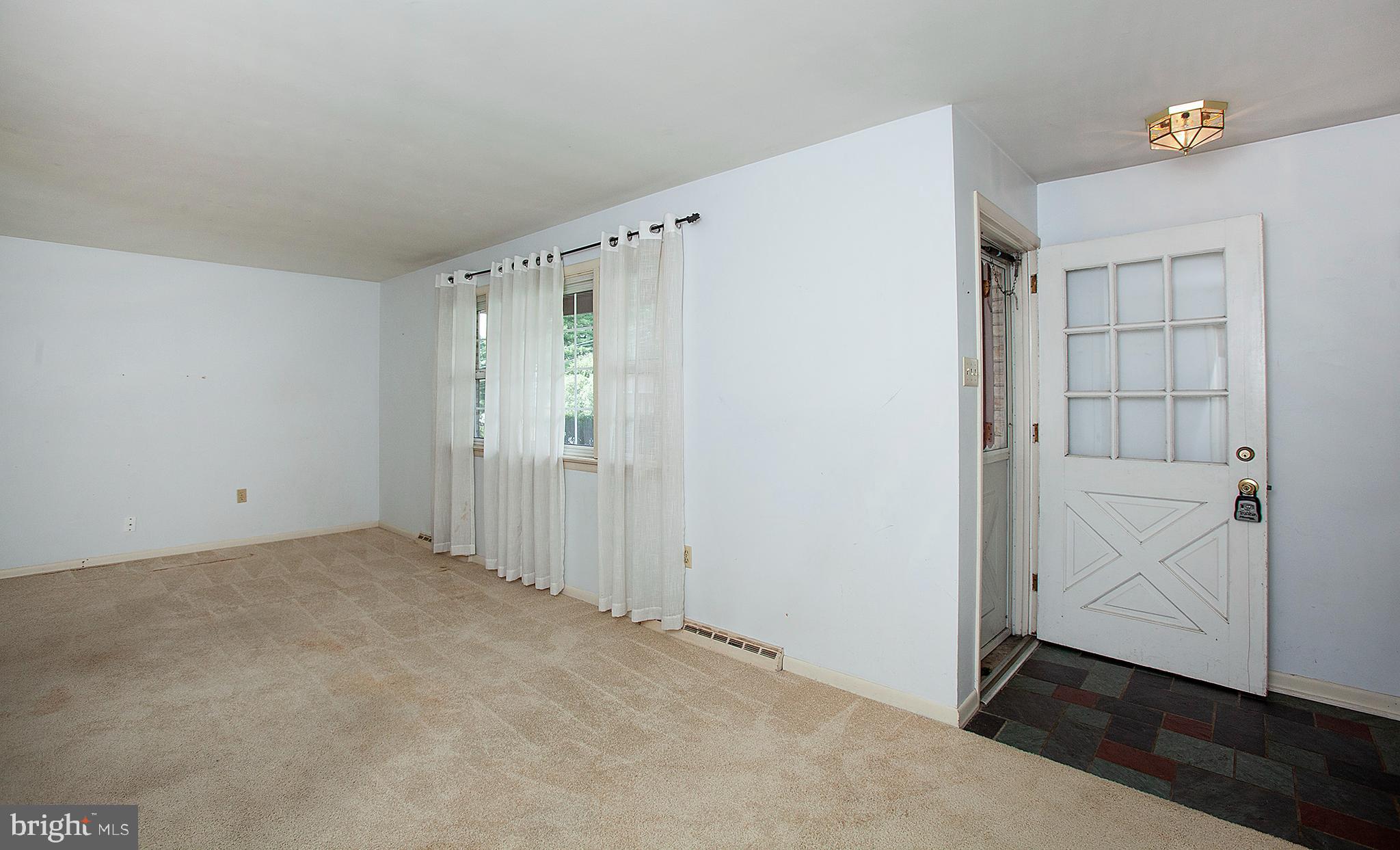 5931 Timothy Road Harrisburg, PA 17112 - Photo 5 of 25 Gallery Image 5
