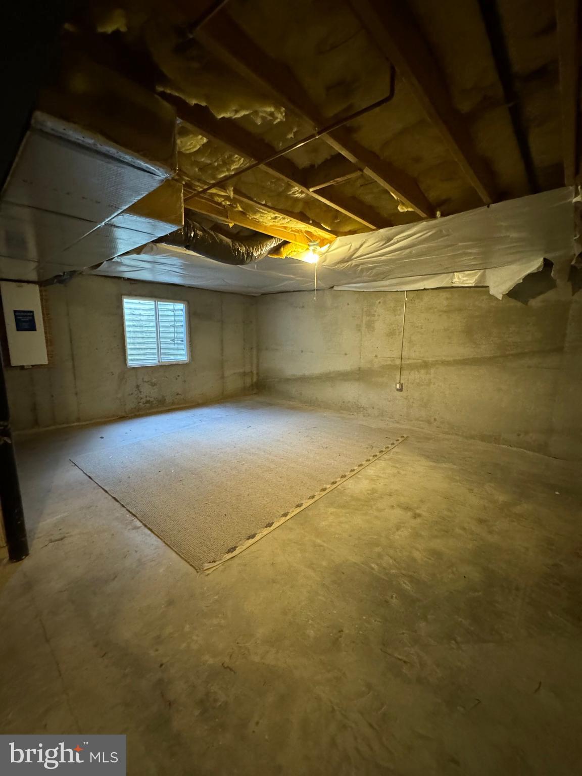 121 Scully Place Lewisberry, PA 17339 - Photo 2 of 11 a view of a garage