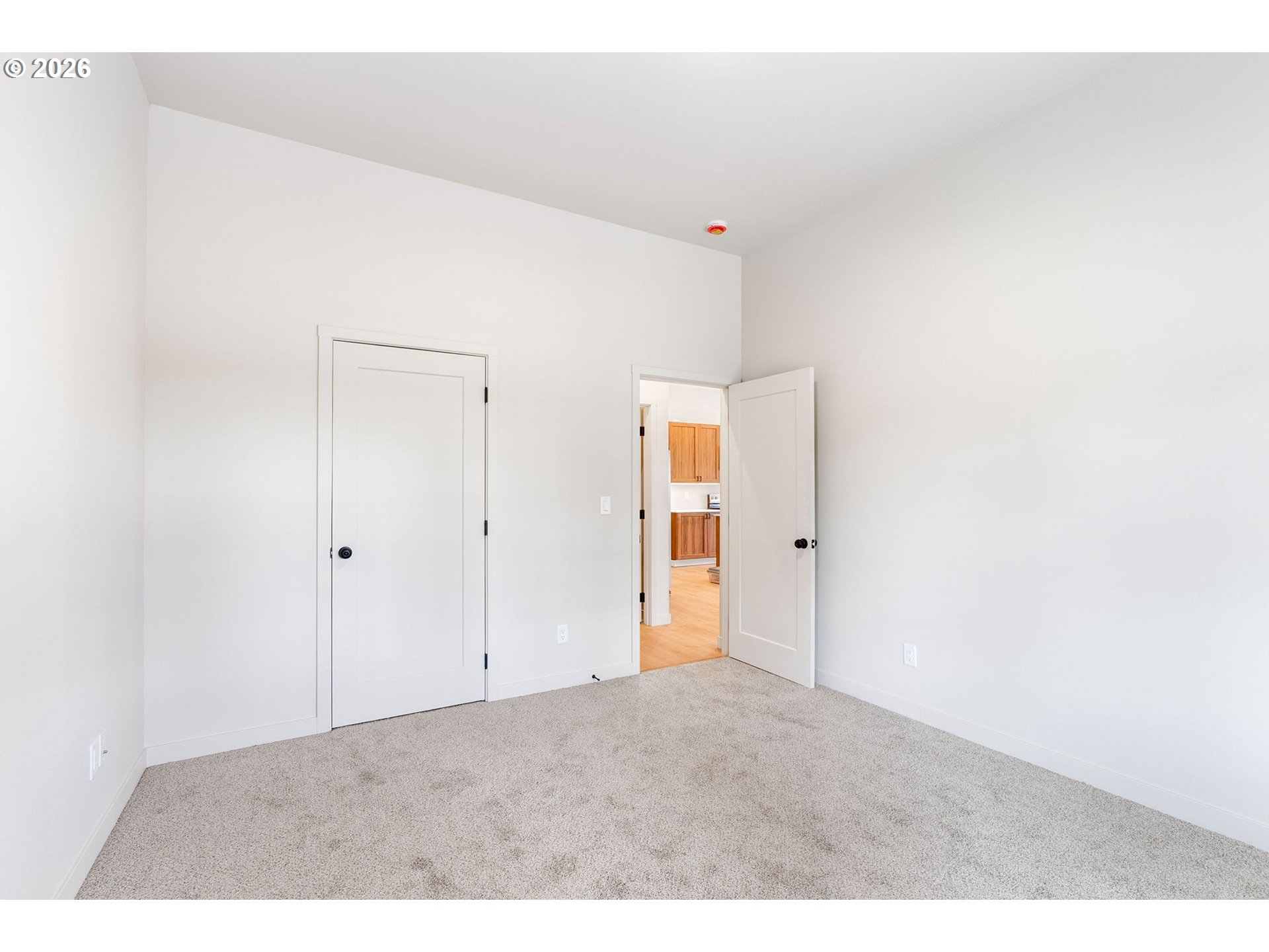 16 Snag Road Lyle, WA 98635 - Photo 20 of 43 a view of an empty room