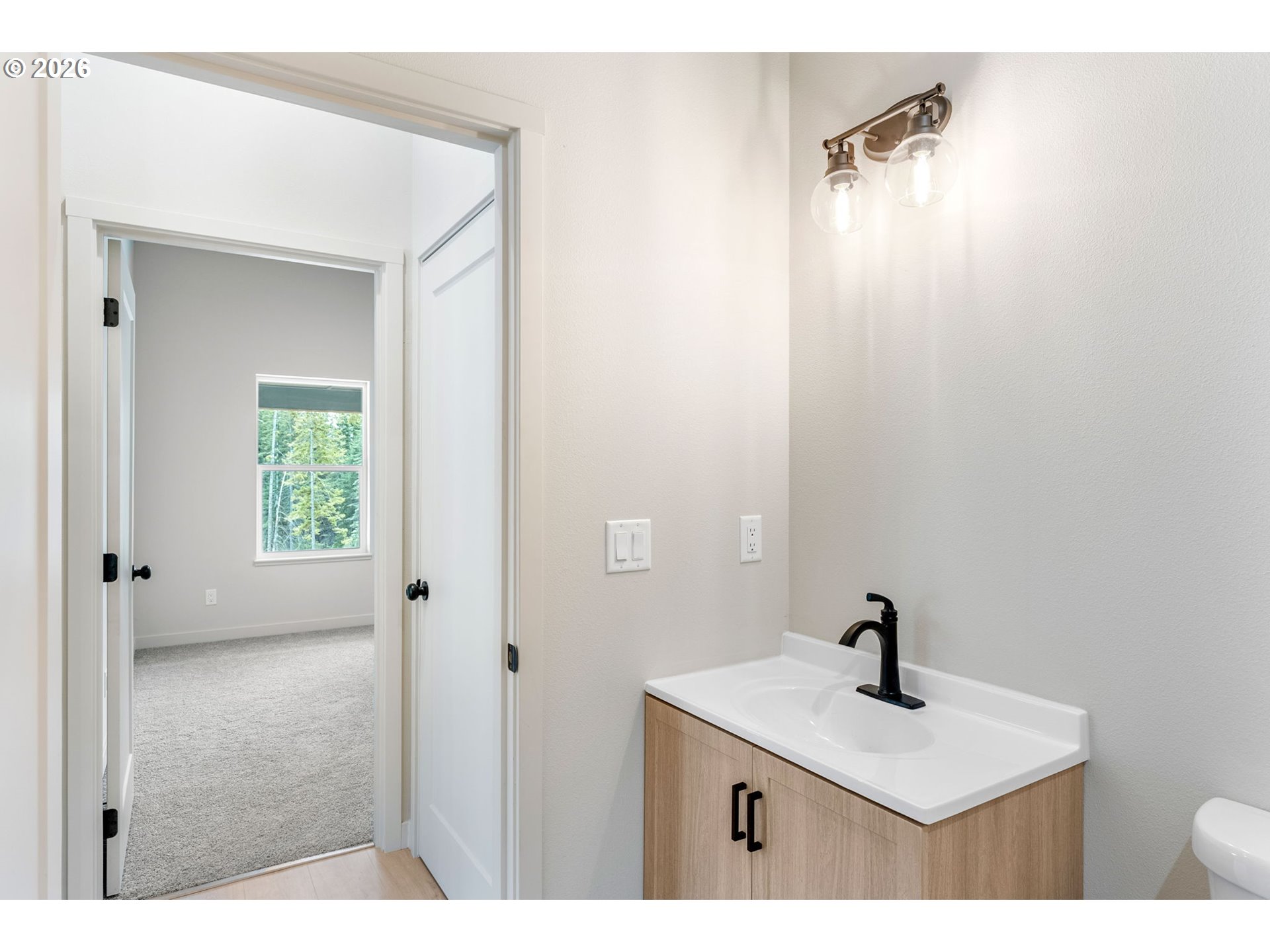 16 Snag Road Lyle, WA 98635 - Photo 22 of 43 a view of bathroom