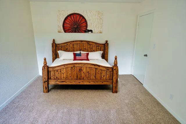 $215,900 | 906 Avenue A, Sweeny, TX 77480