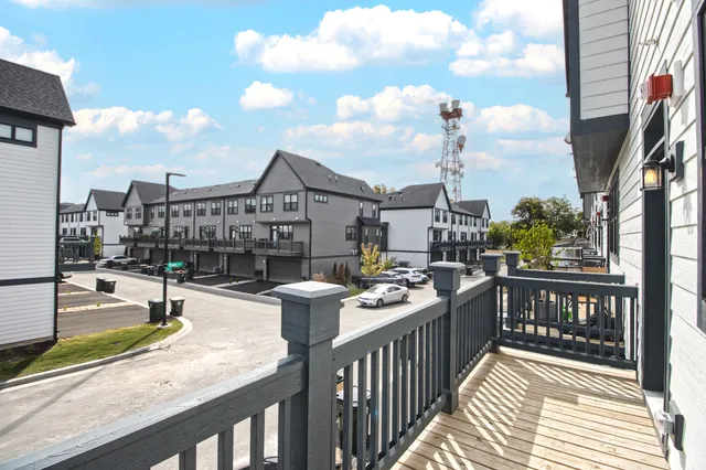 $520,000 | 8380 Miami Avenue, Morton Grove, IL 60053