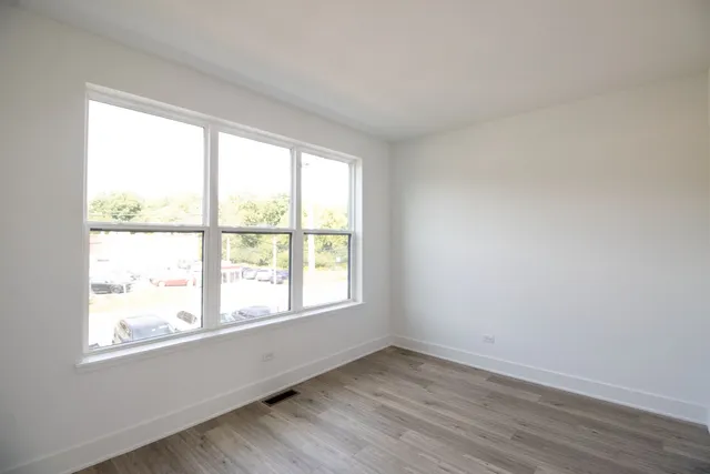 $520,000 | 8380 Miami Avenue, Morton Grove, IL 60053