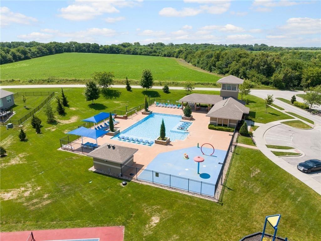 20854 West 190th Pl Spring Hill Spring Hill, KS 66083 - Photo 28 of 30
