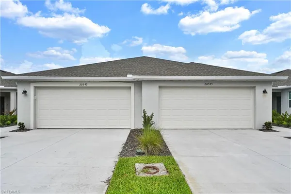 $2,000 | 20545 Hazelnut Court South, Lehigh Acres, FL 33976