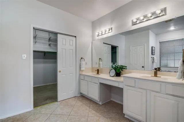 $3,500 | 237 Mimosa Drive, Murphy, TX 75094