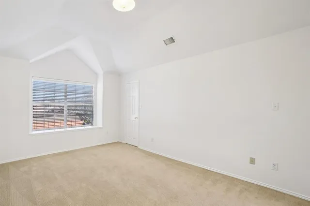 $3,500 | 237 Mimosa Drive, Murphy, TX 75094