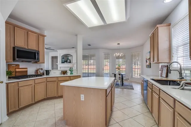 $3,500 | 237 Mimosa Drive, Murphy, TX 75094