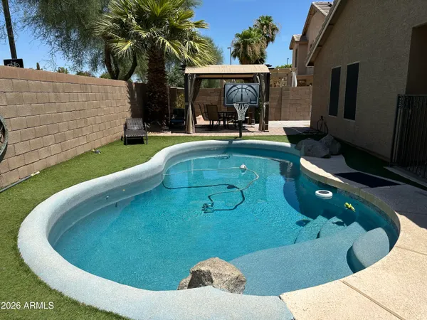 $550,000 | 2058 South Voyager Drive, Gilbert, AZ 85295