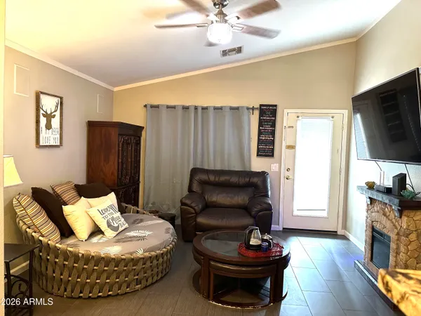 $550,000 | 2058 South Voyager Drive, Gilbert, AZ 85295