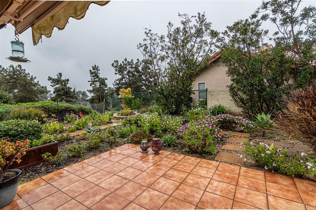 1058 Ridge Heights Drive Fallbrook, CA 92028 - Photo 19 of 23