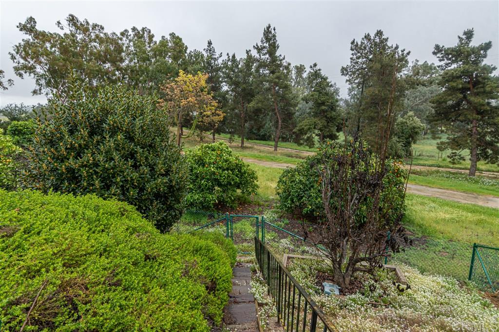 1058 Ridge Heights Drive Fallbrook, CA 92028 - Photo 21 of 23