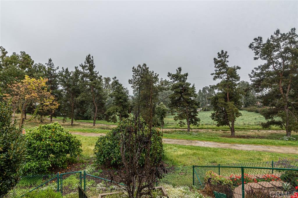 1058 Ridge Heights Drive Fallbrook, CA 92028 - Photo 22 of 23