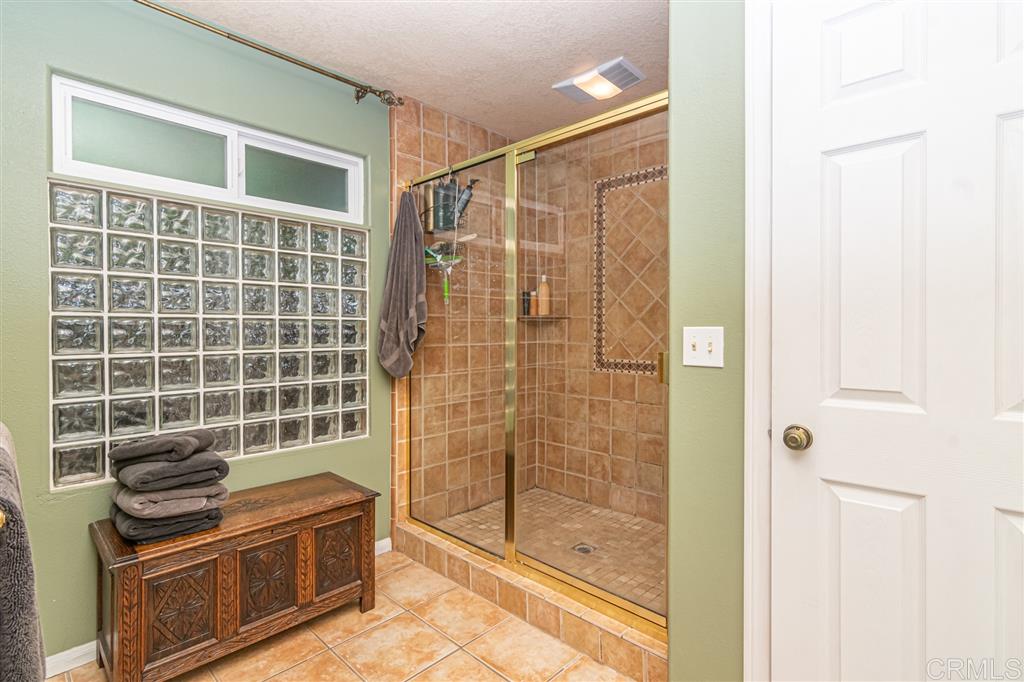 1058 Ridge Heights Drive Fallbrook, CA 92028 - Photo 9 of 23