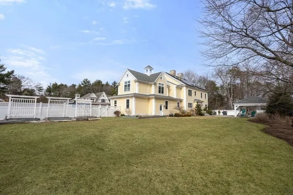 $2,699,000 | 11 Briarwood Drive, Westwood, MA 02090