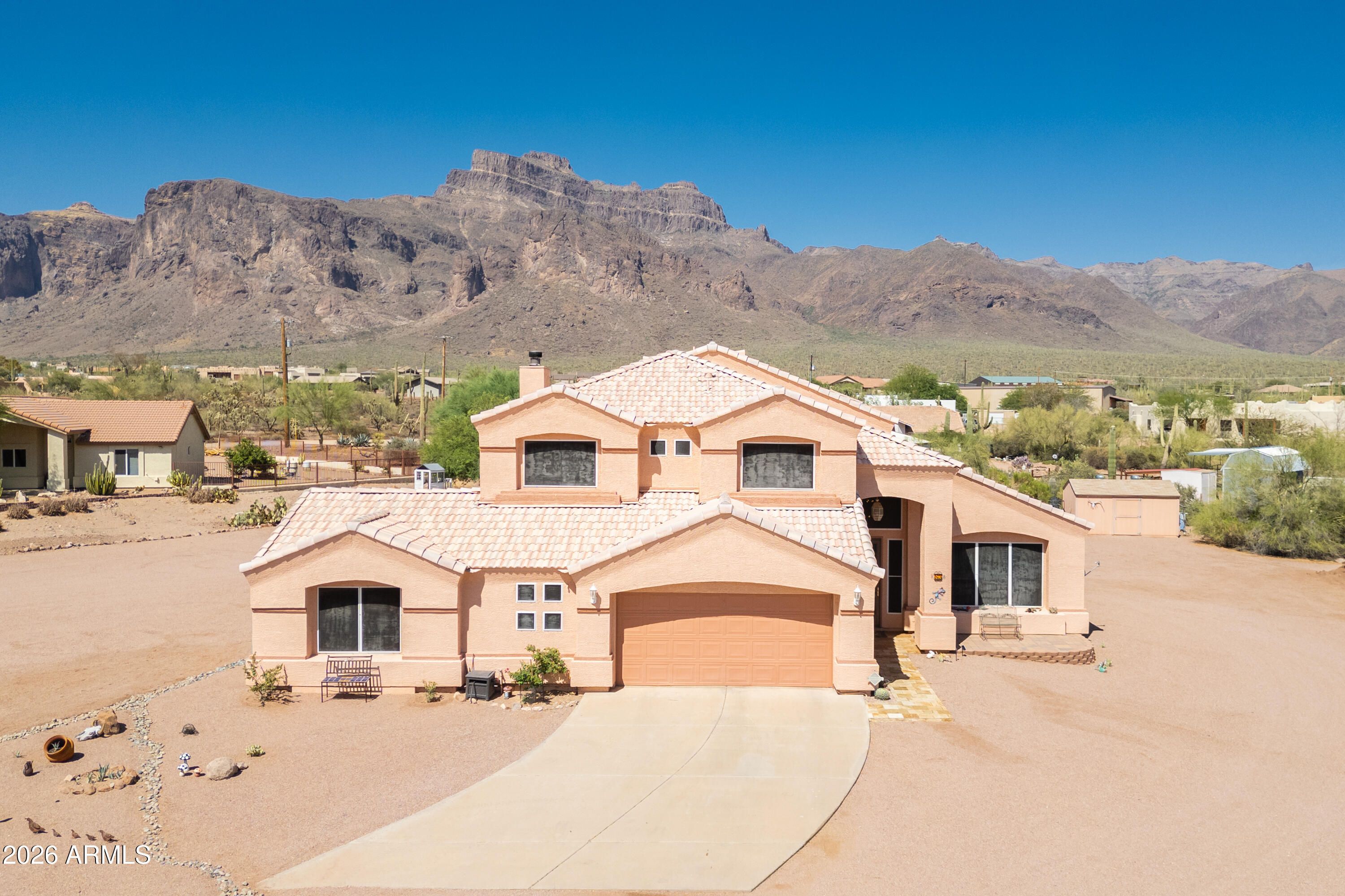 83 South Geronimo Road Apache Junction, AZ 85119 - Photo 2 of 69