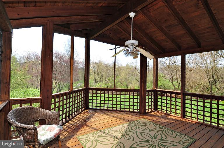 10841 Braeburn Road Columbia, MD 21044 - Photo 2 of 30 Screened In Porch