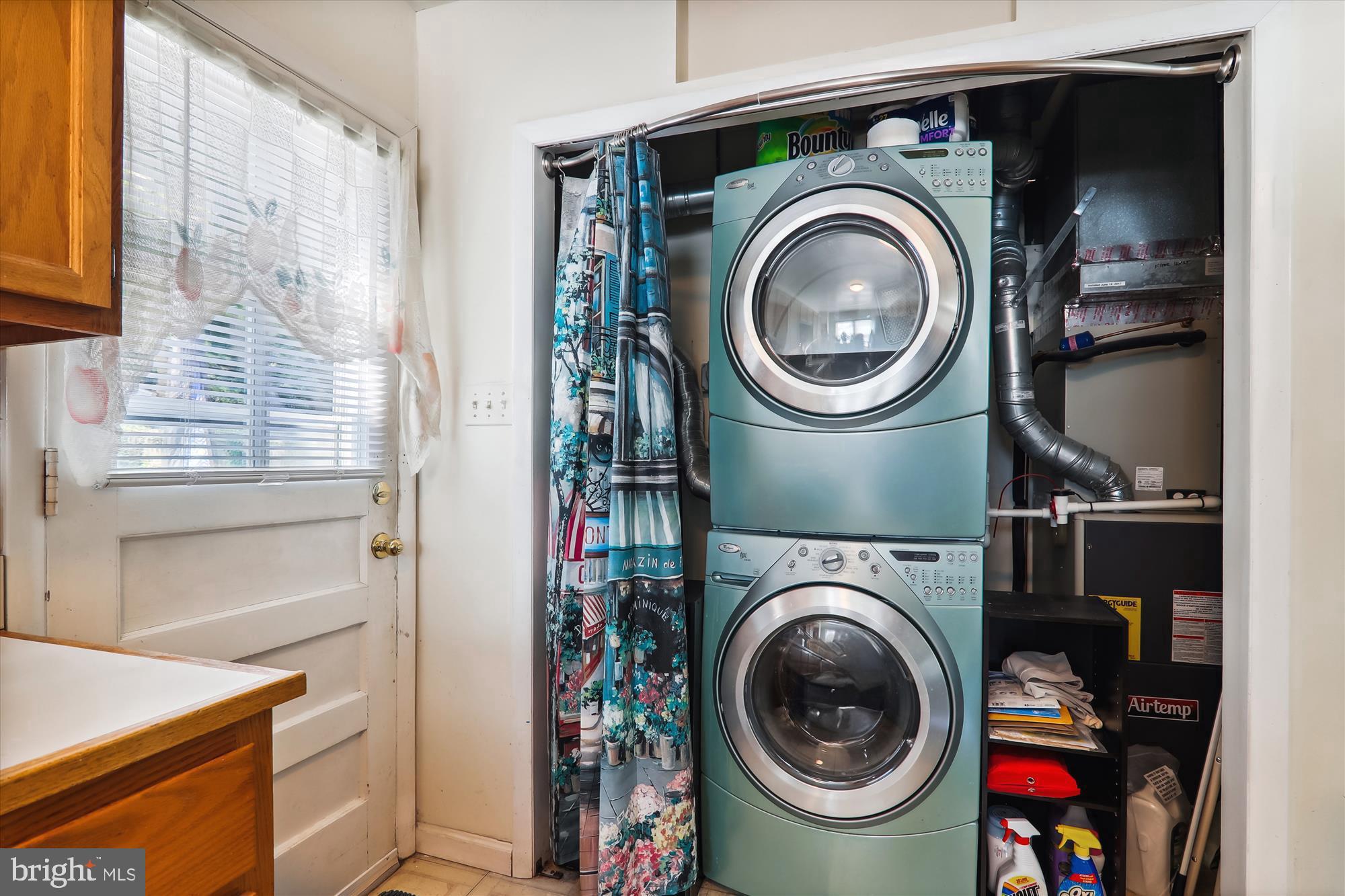 904 White Way Laurel, MD 20707 - Photo 25 of 44 Washer-Dryer