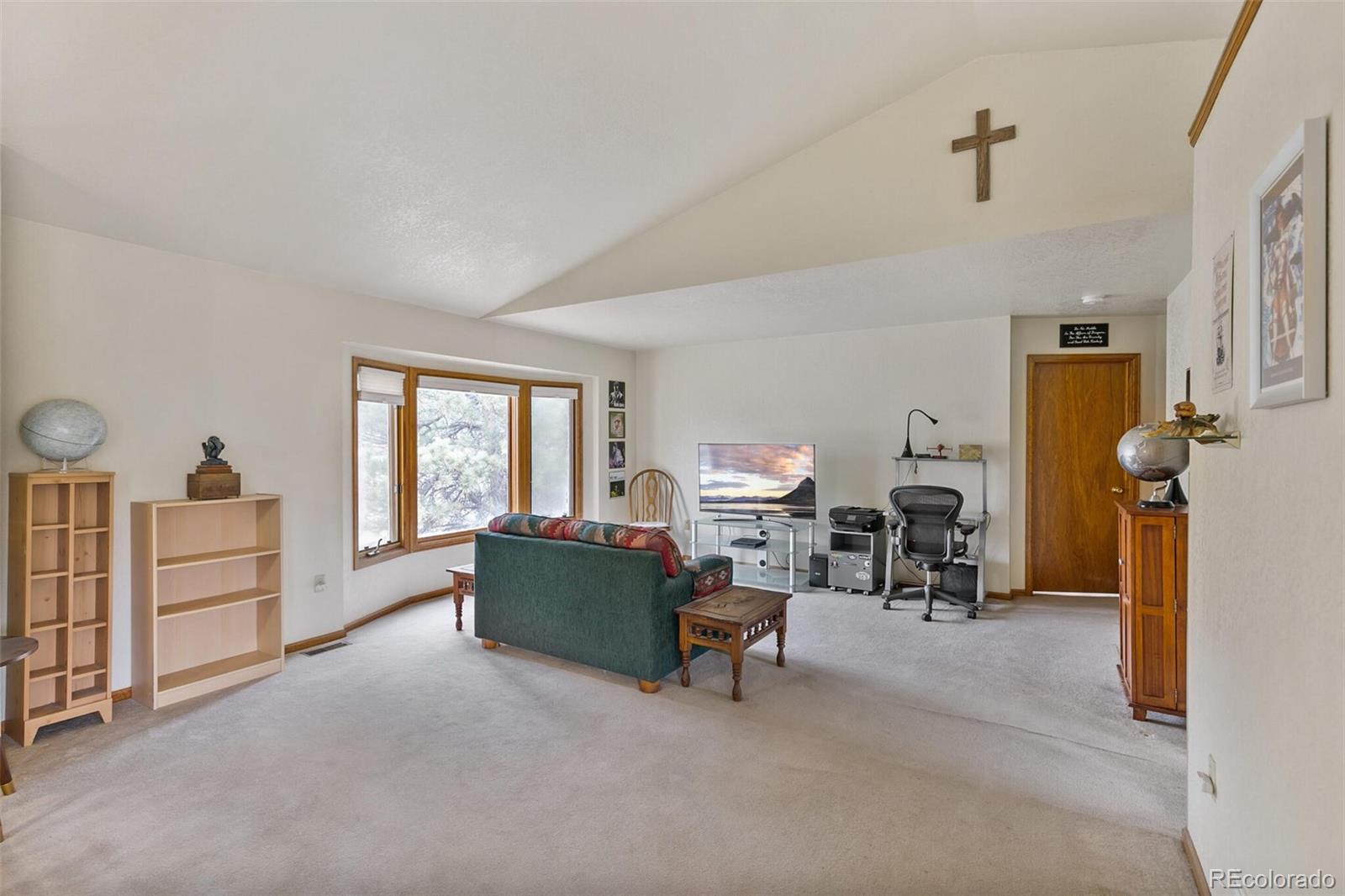 1049 Buttercup Road Elizabeth, CO 80107 - Photo 6 of 25 Gallery Image 6