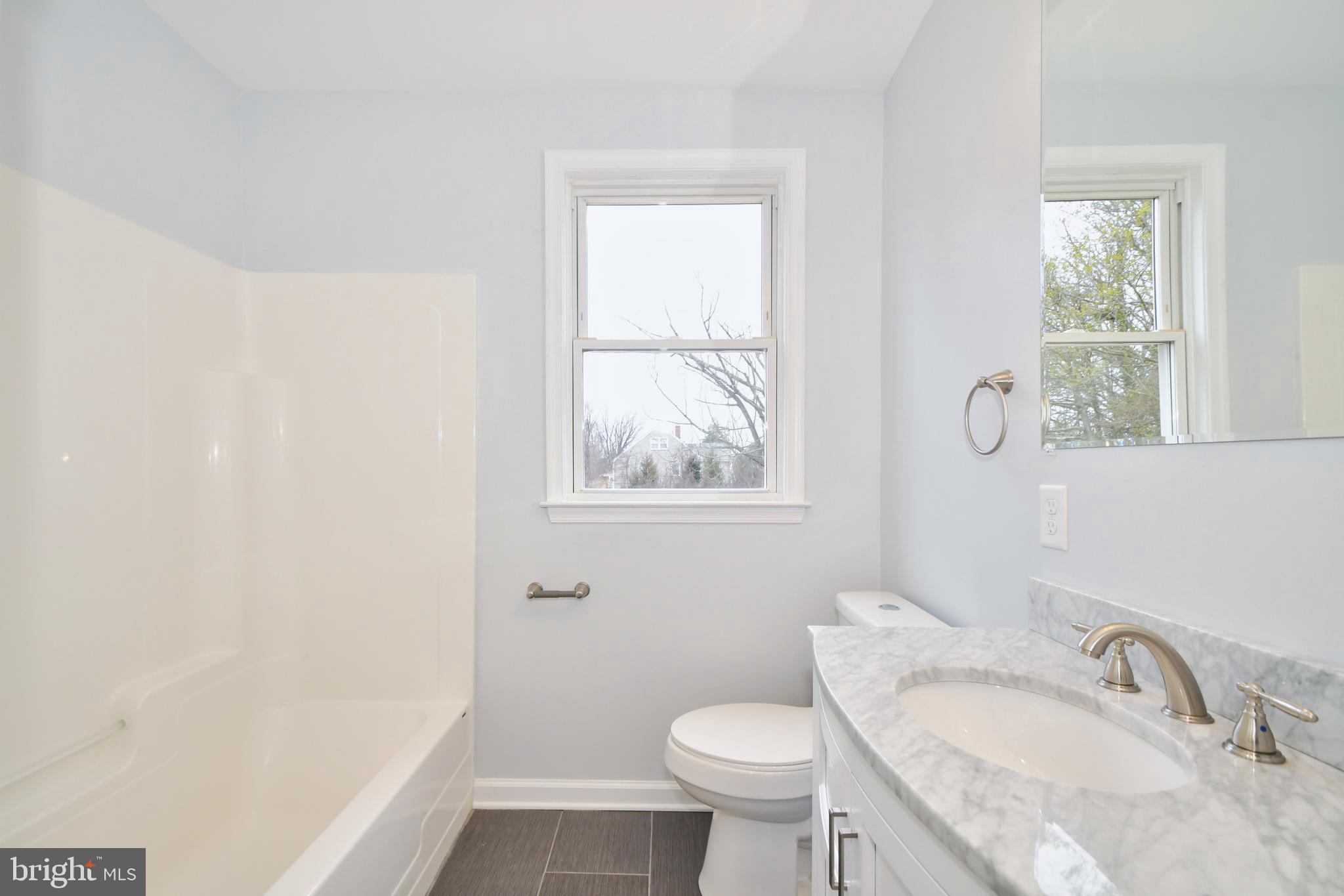 109 Mountain Road Fallston, MD 21047 - Photo 17 of 43 Main Level Full Bath