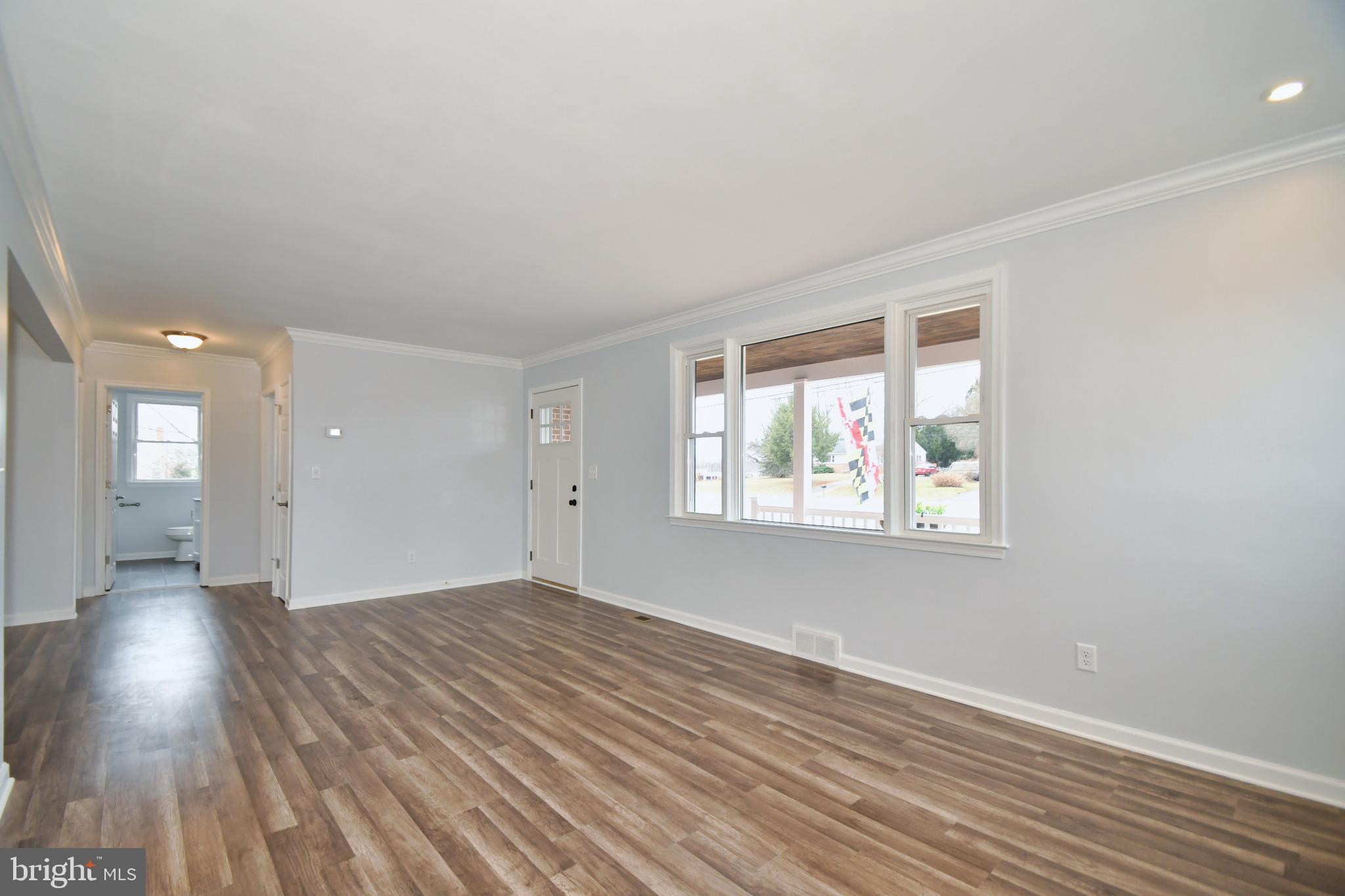 109 Mountain Road Fallston, MD 21047 - Photo 8 of 43 Bright and Cheerful
