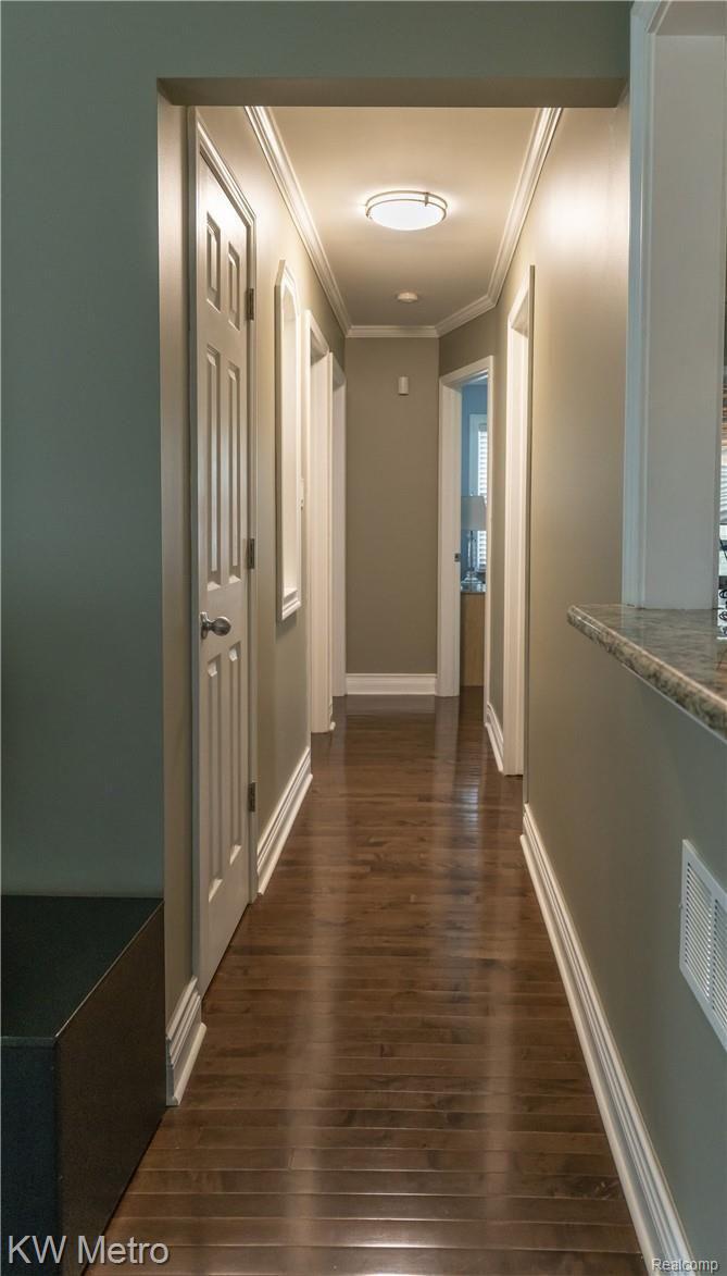 15055 Salem Road Redford, MI 48239 - Photo 27 of 37 First Floor 08-2162x3791.jpg
