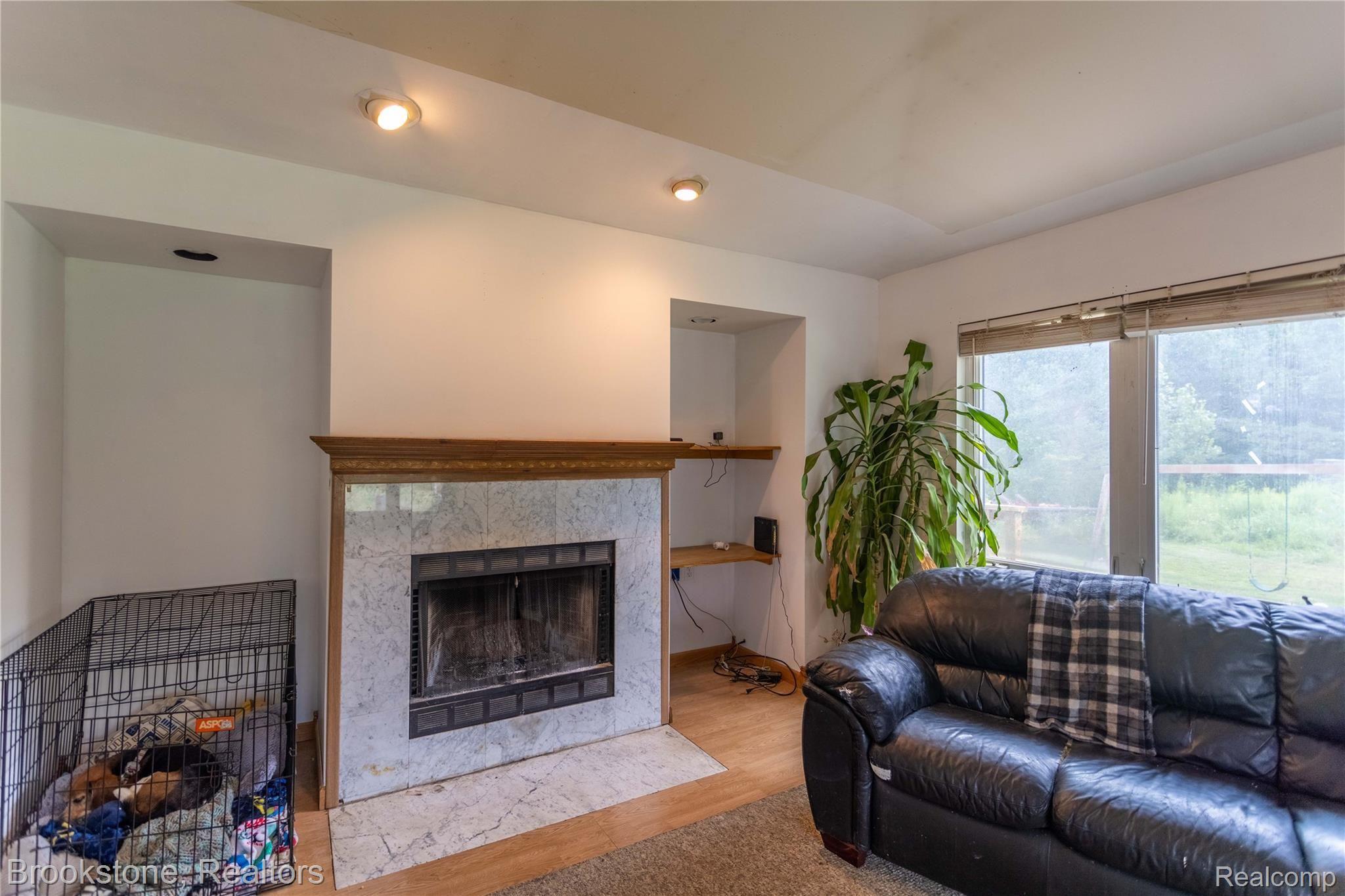5650 Cribbins Road North Street, MI 48049 - Photo 9 of 32 House_cribbins-7.jpg