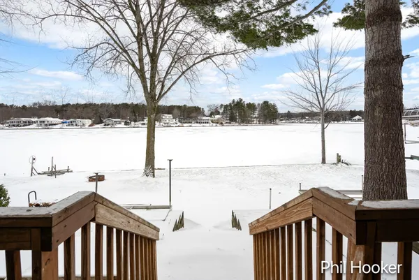 $475,000 | 2055 White Birch Drive, Mears, MI 49436