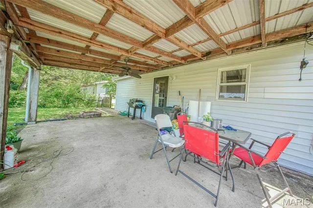 $184,900 | 532 Christine Street, St. James, MO 65559