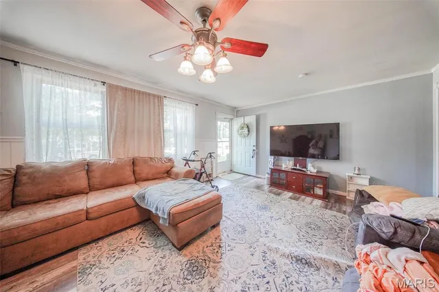 $184,900 | 532 Christine Street, St. James, MO 65559