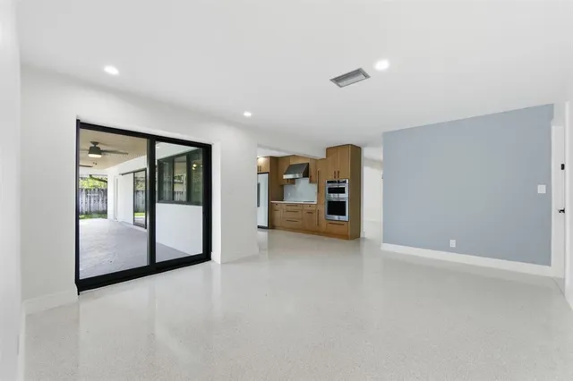 $1,275,000 | 3420 Northeast 26th Avenue, Lighthouse Point, FL 33064